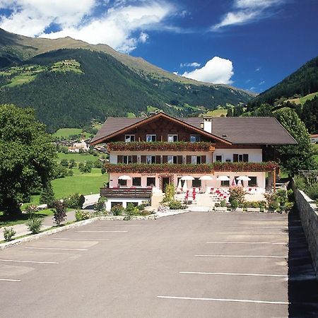 Hotel Klotz San Leonardo in Passiria Ngoại thất bức ảnh